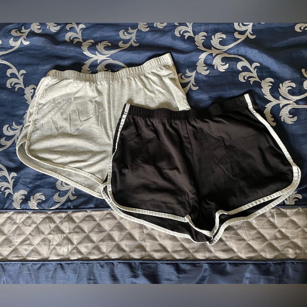 Set-of-2 Dolphin Shorts